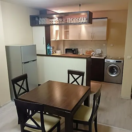 иглика Appartement